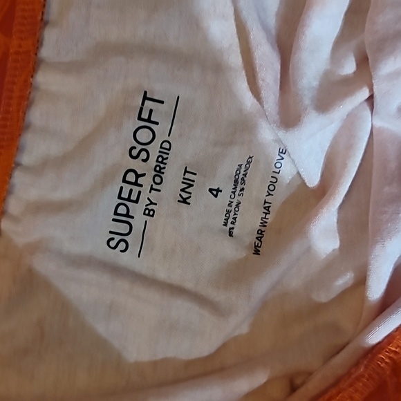 Orange and Pink flower skirt - Picture 2 of 2